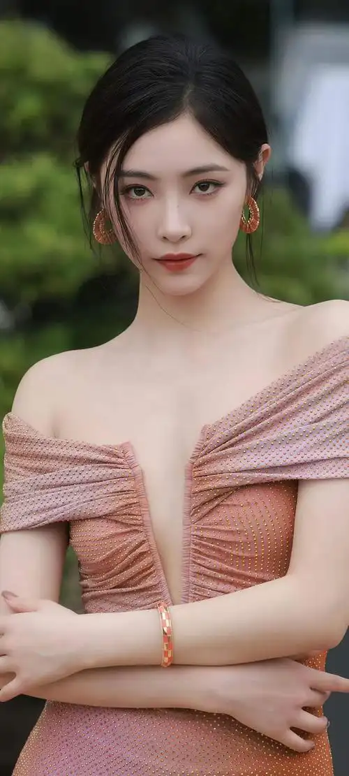 钢铁意志：旧世界遗产 - 里番动漫